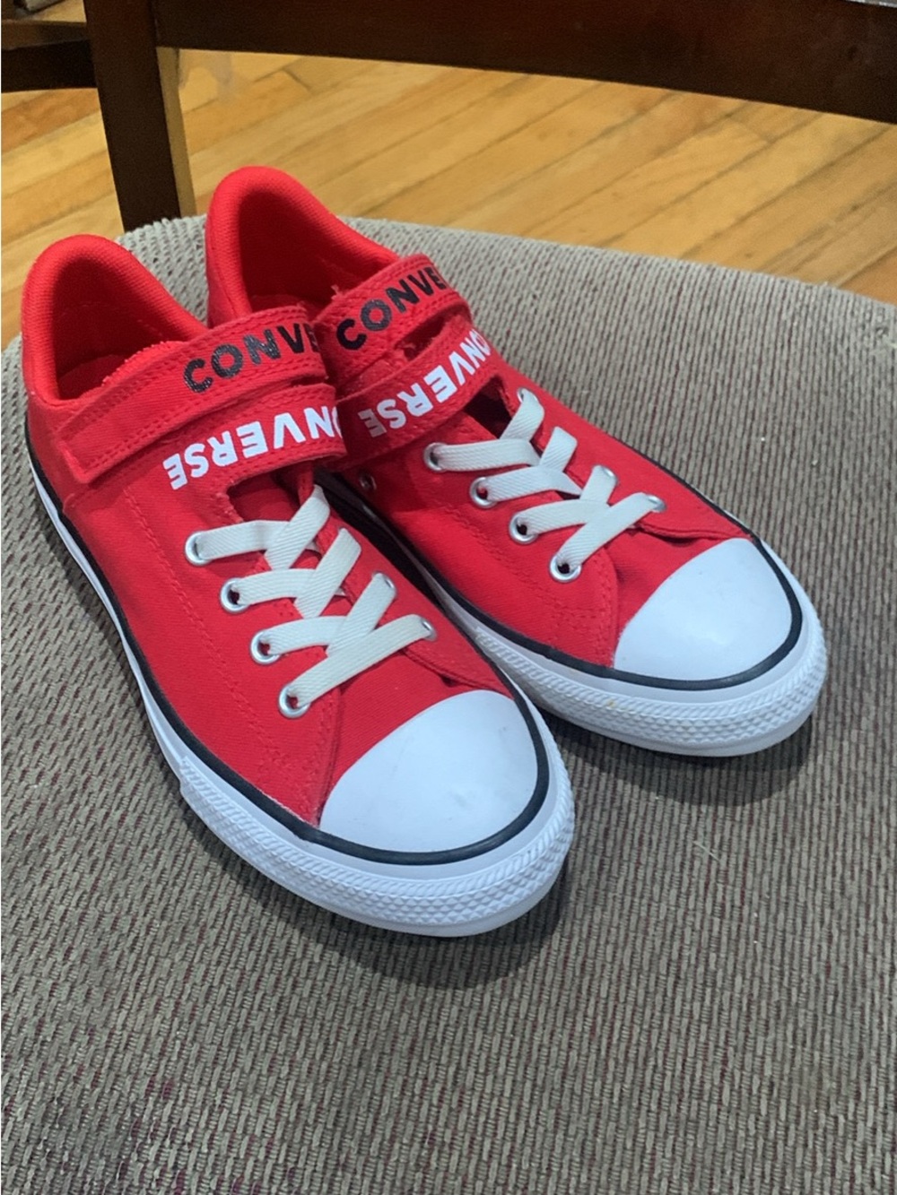 Converse Kids' Red Low Top Sneakers strap size 3